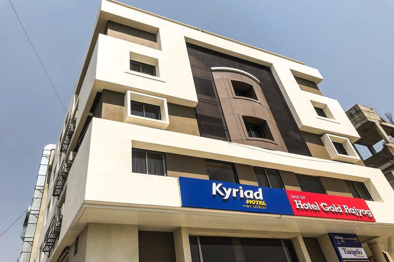 Kyriad Hotel Solapur By Othpl Esterno foto